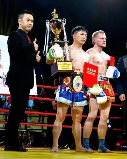 WKF国际自由搏击冠军：张华（2017年1月/中国-襄阳）