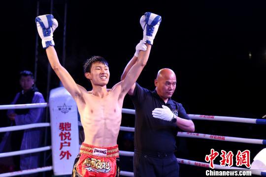 图为“拳力之巅”WKF世界自由搏击争霸赛新秀选拔赛青海贵南站比赛现场。　张海雯 摄